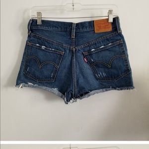 501 high waisted button fly shorts size 33